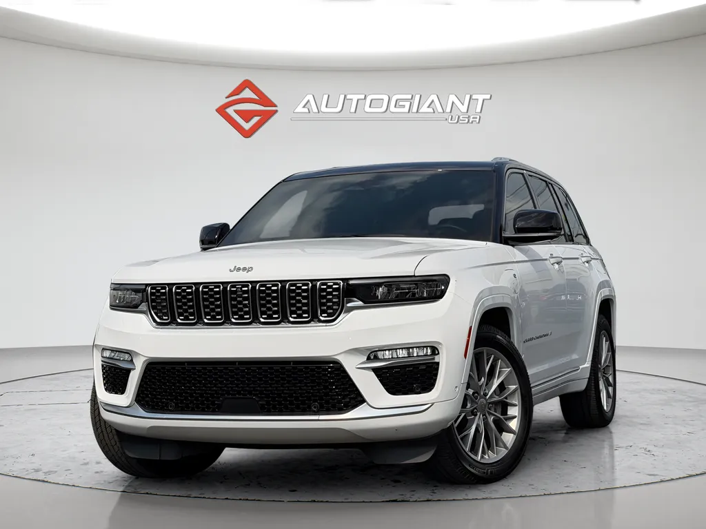 White 2022 Jeep Grand Cherokee Summit 4xe for sale in Indianapolis, IN