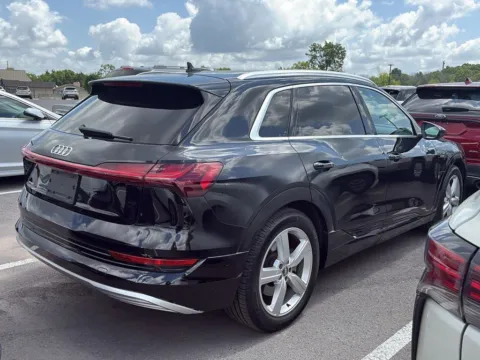 More photos of 2019 Audi e-tron Premium Plus at AutoGiant USA Indianapolis, IN