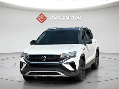 Photos of 2023 Volkswagen Taos 1.5T SE for sale in Indianapolis, IN at AutoGiant USA Indianapolis