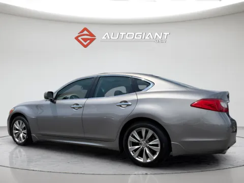 More photos of 2012 INFINITI M Hybrid M35h at AutoGiant USA Indianapolis, IN