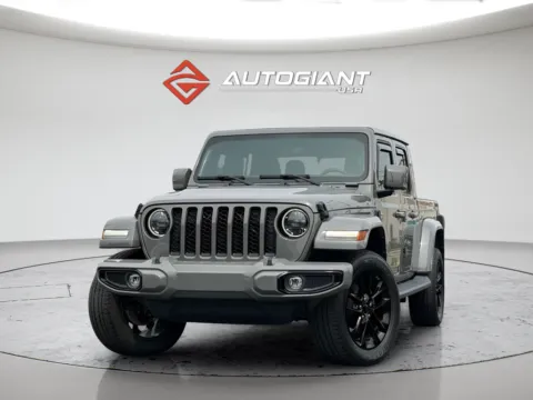 More photos of 2023 Jeep Gladiator Overland at AutoGiant USA Indianapolis, IN