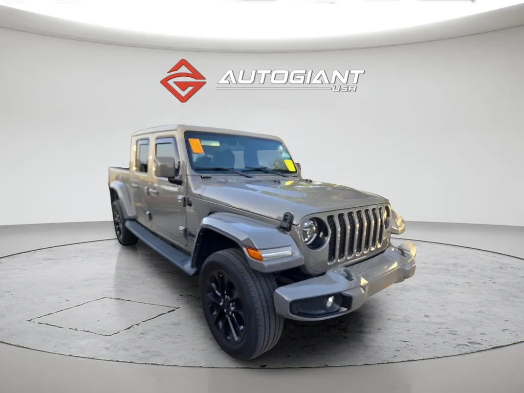 Gray 2023 Jeep Gladiator Overland for sale in Indianapolis, IN