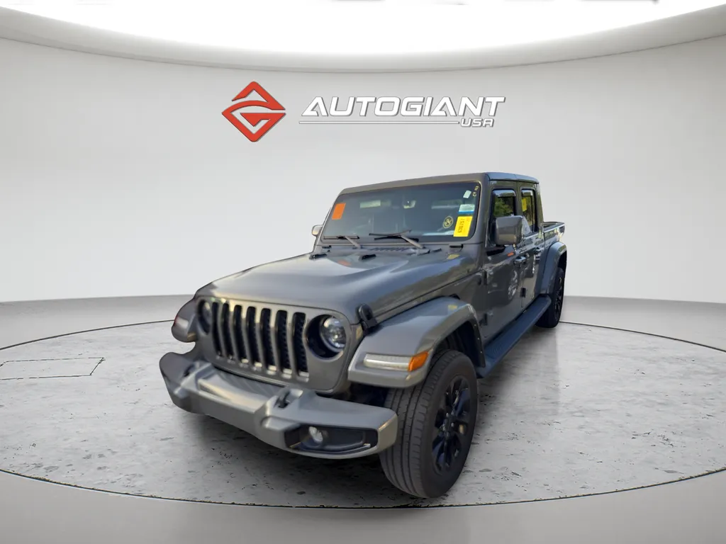 Gray 2023 Jeep Gladiator Overland for sale in Indianapolis, IN