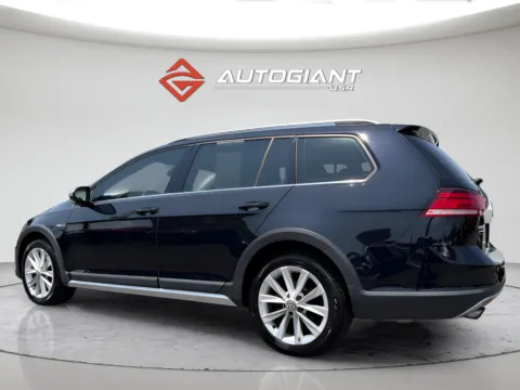 More photos of 2019 Volkswagen Golf Alltrack at AutoGiant USA Indianapolis, IN