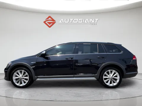 Another view of 2019 Volkswagen Golf Alltrack for sale in Indianapolis, IN at AutoGiant USA Indianapolis