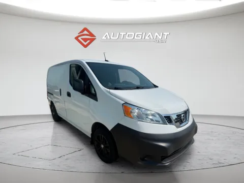 More photos of 2020 Nissan NV200 S at AutoGiant USA Indianapolis, IN