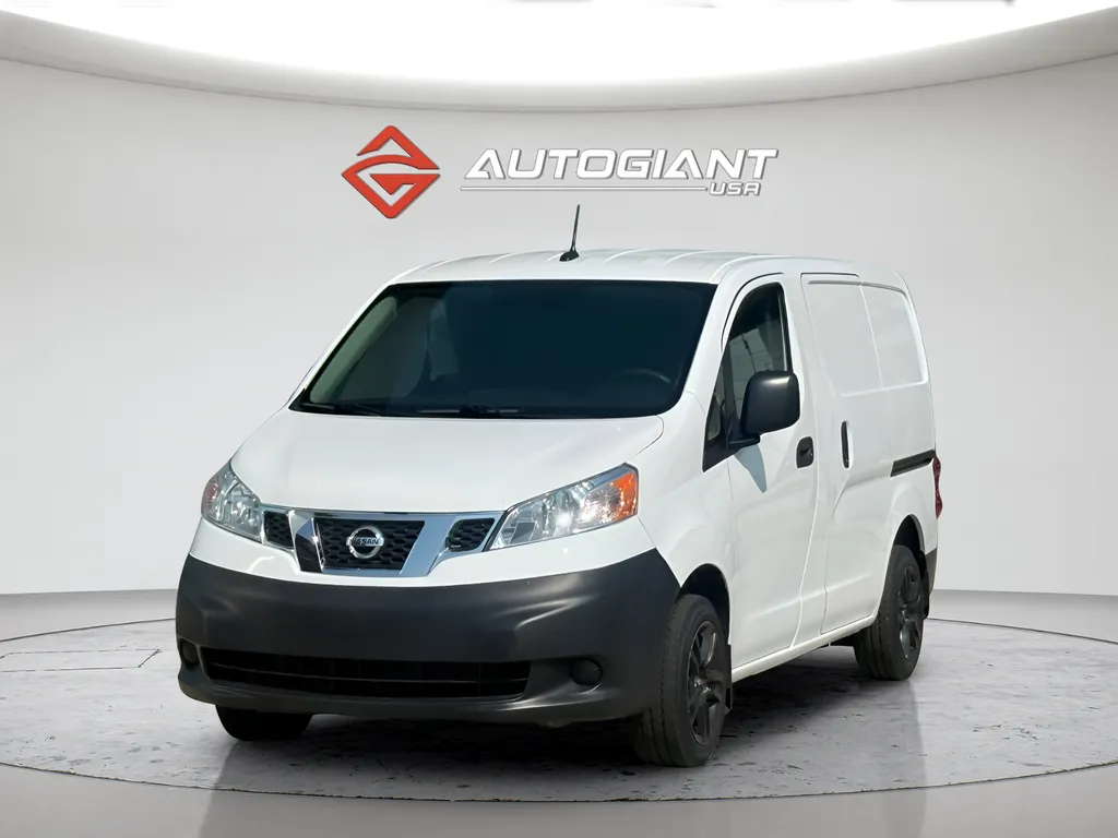 White 2020 Nissan NV200 S for sale in Indianapolis, IN