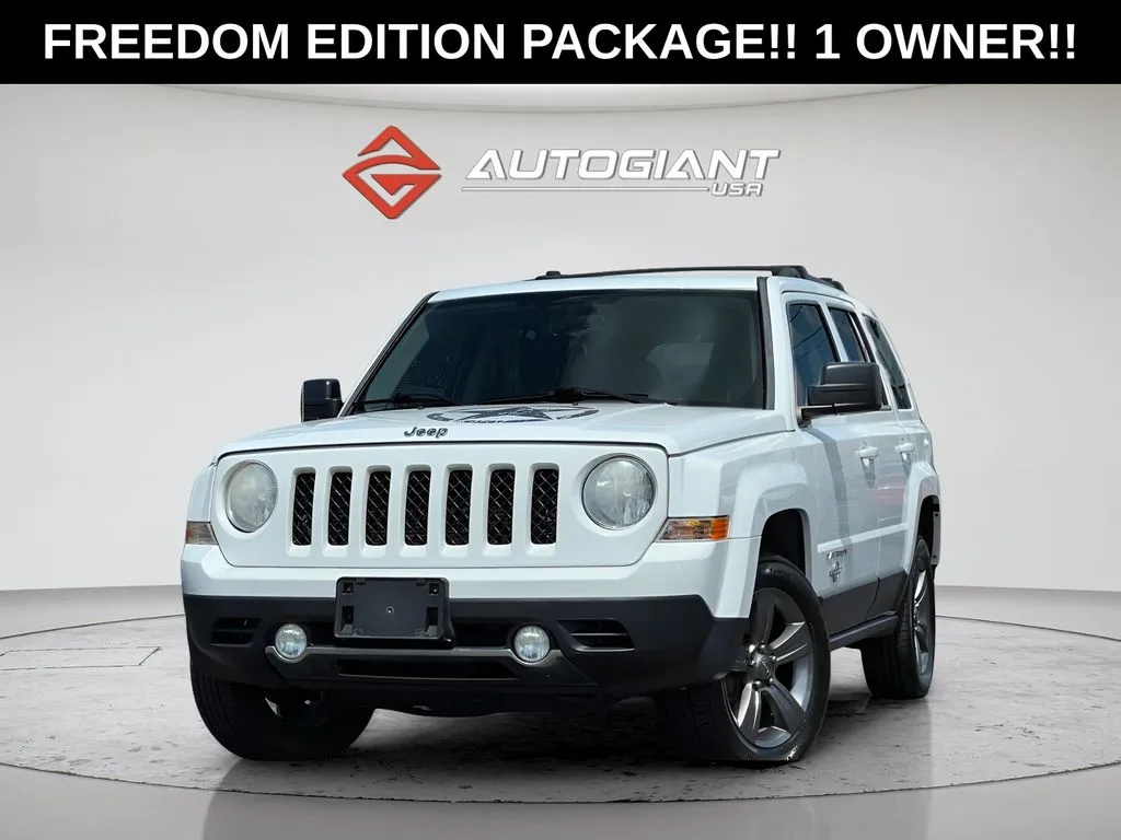 White 2014 Jeep Patriot Latitude for sale in Indianapolis, IN