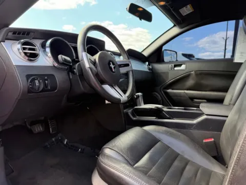 Photos of 2006 Ford Mustang GT Premium for sale in Indianapolis, IN at AutoGiant USA Indianapolis