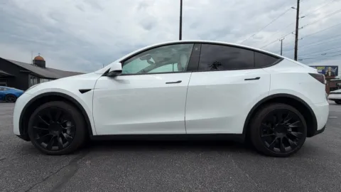 Another view of 2022 Tesla Model Y Long Range for sale in Indianapolis, IN at AutoGiant USA Indianapolis