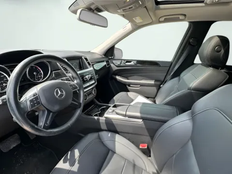 More photos of 2015 Mercedes-Benz M-Class ML 350 at AutoGiant USA Indianapolis, IN