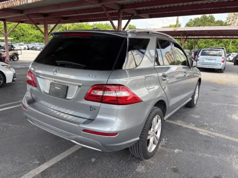 More photos of 2015 Mercedes-Benz M-Class ML 350 at AutoGiant USA Indianapolis, IN