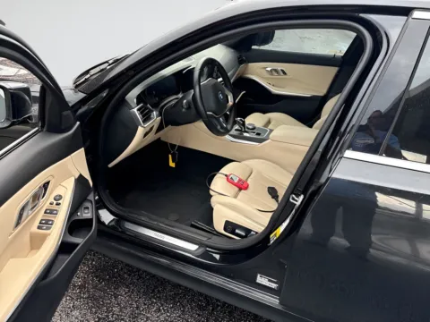 More photos of 2022 BMW 3 Series 330e iPerformance at AutoGiant USA Indianapolis, IN