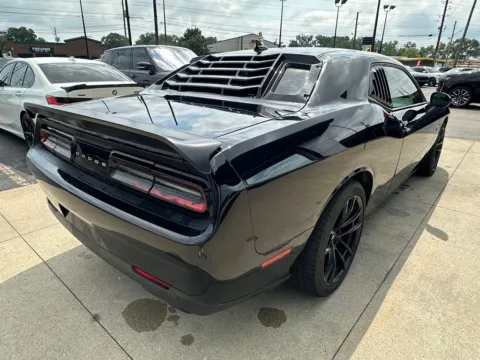 More photos of 2020 Dodge Challenger R/T Scat Pack at AutoGiant USA Indianapolis, IN
