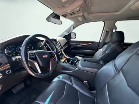 More photos of 2019 Cadillac Escalade ESV Premium at AutoGiant USA Indianapolis, IN