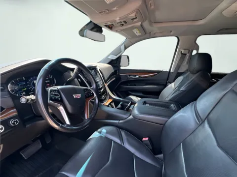More photos of 2019 Cadillac Escalade ESV Premium at AutoGiant USA Indianapolis, IN