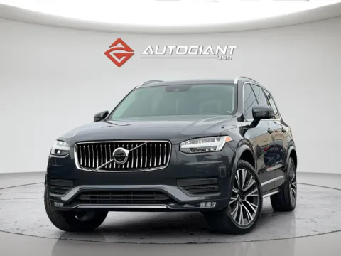 Gray 2022 Volvo XC90 T6 Momentum for sale in Indianapolis, IN