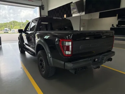 Photos of 2022 Ford F-150 Raptor for sale in Indianapolis, IN at AutoGiant USA Indianapolis
