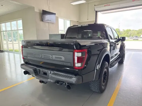 More photos of 2022 Ford F-150 Raptor at AutoGiant USA Indianapolis, IN