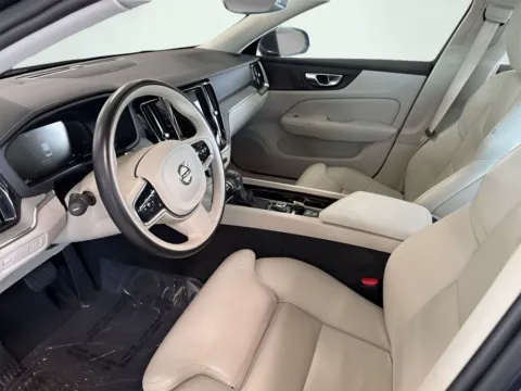 More photos of 2021 Volvo S60 T5 Inscription at AutoGiant USA Indianapolis, IN
