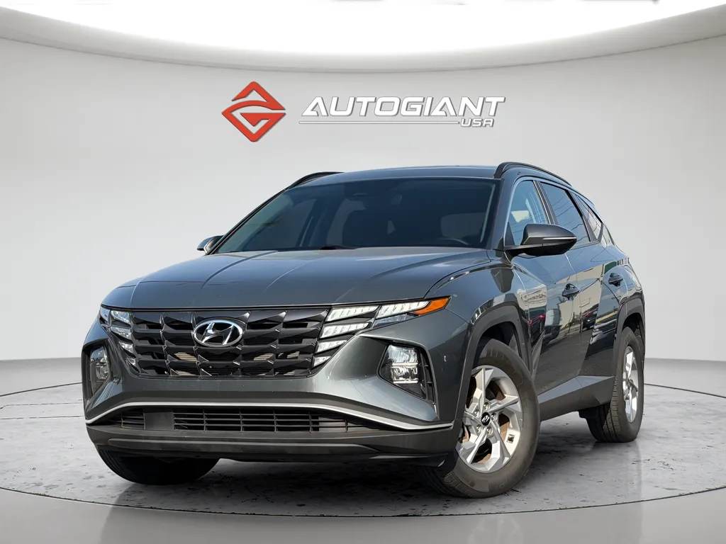Gray 2022 Hyundai Tucson SEL for sale in Indianapolis, IN