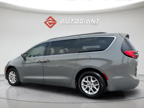 More photos of 2022 Chrysler Pacifica Touring L at AutoGiant USA Indianapolis, IN