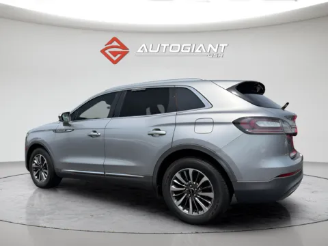 More photos of 2021 Lincoln Nautilus Reserve at AutoGiant USA Indianapolis, IN