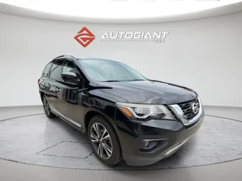 More photos of 2020 Nissan Pathfinder Platinum at AutoGiant USA Indianapolis, IN