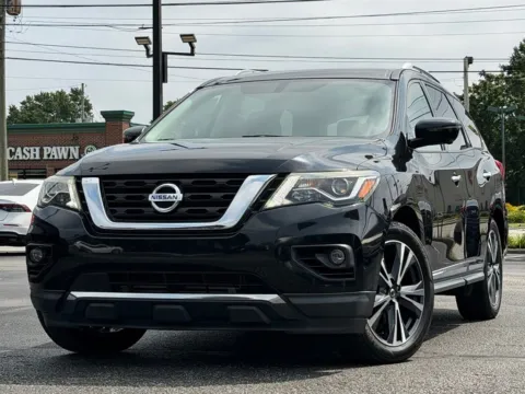 Black 2020 Nissan Pathfinder Platinum for sale in Indianapolis, IN