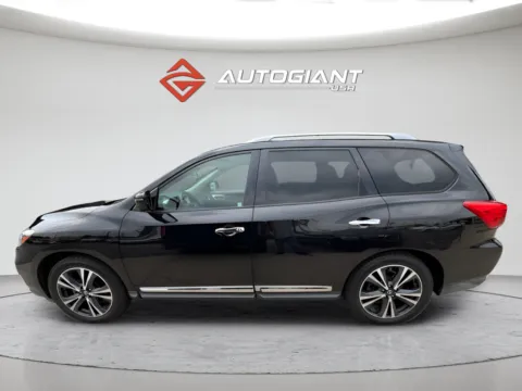Photos of 2020 Nissan Pathfinder Platinum for sale in Indianapolis, IN at AutoGiant USA Indianapolis