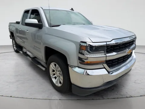 More photos of 2016 Chevrolet Silverado 1500 LT at AutoGiant USA Indianapolis, IN
