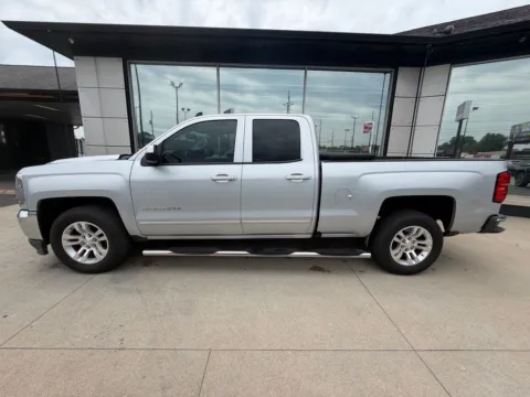 Photos of 2016 Chevrolet Silverado 1500 LT for sale in Indianapolis, IN at AutoGiant USA Indianapolis