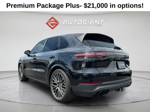 More photos of 2020 Porsche Cayenne E-Hybrid at AutoGiant USA Indianapolis, IN