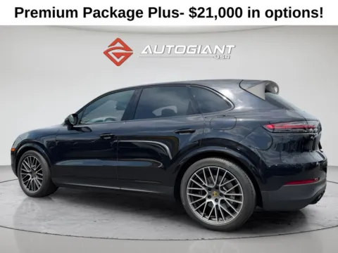 More photos of 2020 Porsche Cayenne E-Hybrid at AutoGiant USA Indianapolis, IN