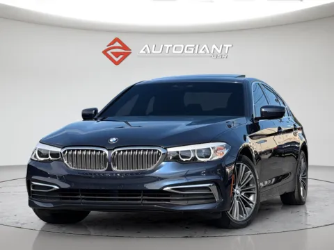 Blue 2019 BMW 5 Series 530i xDrive for sale in Indianapolis, IN