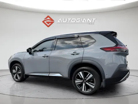 More photos of 2021 Nissan Rogue Platinum at AutoGiant USA Indianapolis, IN