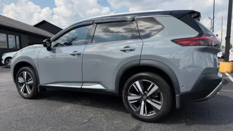 More photos of 2021 Nissan Rogue Platinum at AutoGiant USA Indianapolis, IN