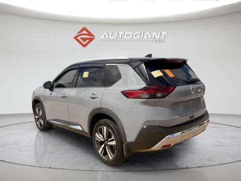More photos of 2021 Nissan Rogue Platinum at AutoGiant USA Indianapolis, IN