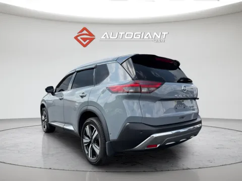More photos of 2021 Nissan Rogue Platinum at AutoGiant USA Indianapolis, IN