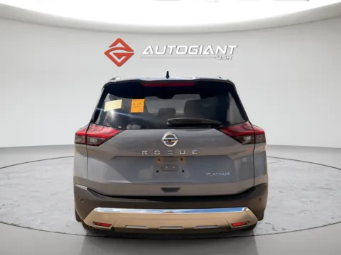 More photos of 2021 Nissan Rogue Platinum at AutoGiant USA Indianapolis, IN