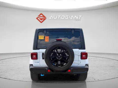 More photos of 2022 Jeep Wrangler Unlimited Sahara 4xe at AutoGiant USA Indianapolis, IN