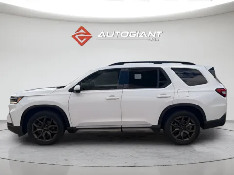 Another view of 2024 Honda Pilot Elite for sale in Indianapolis, IN at AutoGiant USA Indianapolis