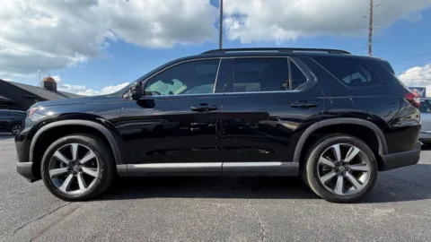 Another view of 2023 Honda Pilot Elite for sale in Indianapolis, IN at AutoGiant USA Indianapolis