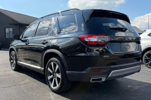 More photos of 2023 Honda Pilot Elite at AutoGiant USA Indianapolis, IN