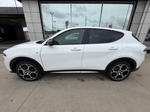 Photos of 2024 Alfa Romeo Tonale Ti for sale in Indianapolis, IN at AutoGiant USA Indianapolis