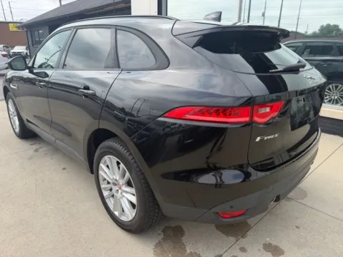 Another view of 2018 Jaguar F-PACE 30t Premium for sale in Indianapolis, IN at AutoGiant USA Indianapolis