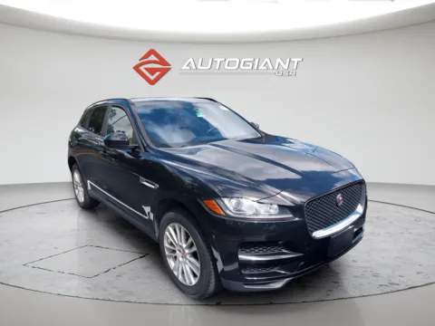 Photos of 2018 Jaguar F-PACE 30t Premium for sale in Indianapolis, IN at AutoGiant USA Indianapolis