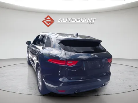 More photos of 2018 Jaguar F-PACE 30t Premium at AutoGiant USA Indianapolis, IN