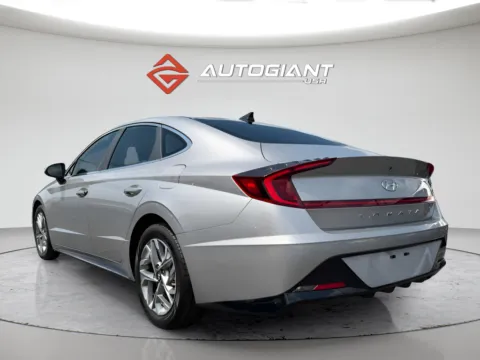 More photos of 2020 Hyundai Sonata SEL at AutoGiant USA Indianapolis, IN