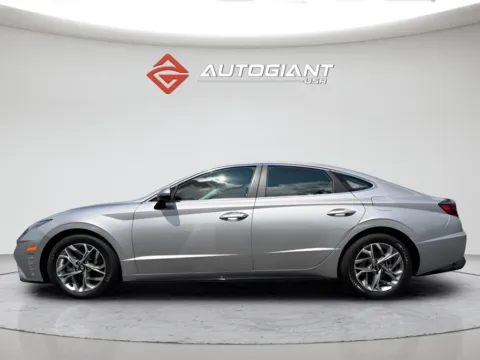 Another view of 2020 Hyundai Sonata SEL for sale in Indianapolis, IN at AutoGiant USA Indianapolis